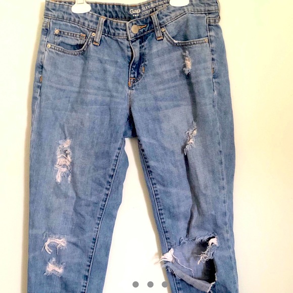 GAP distressed boyfriend jeans - Picture 1 of 4